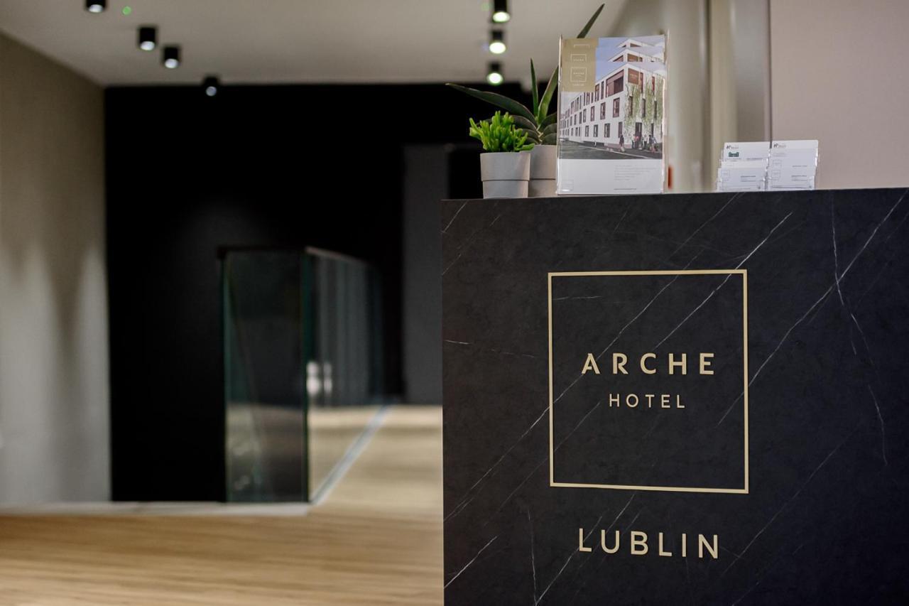 Arche Hotel Люблин Екстериор снимка