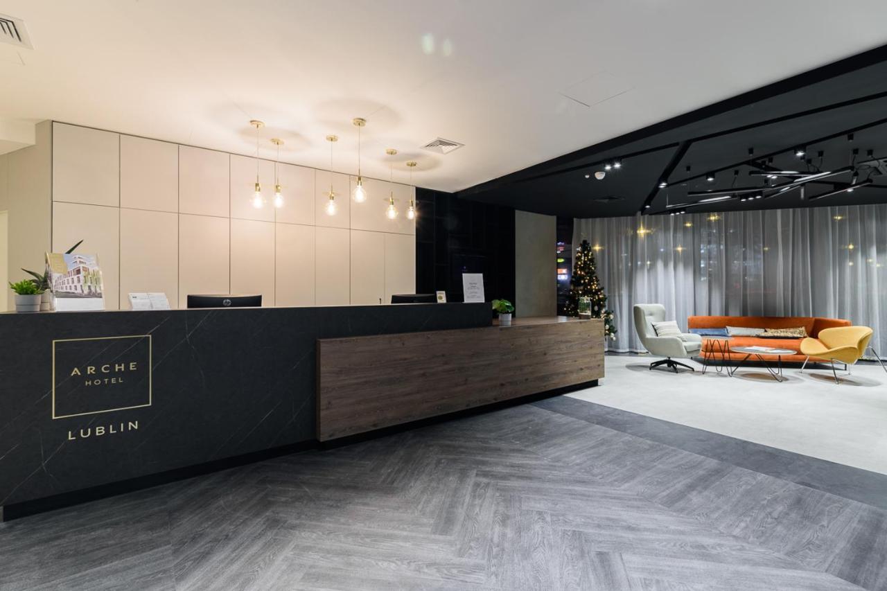 Arche Hotel Люблин Екстериор снимка