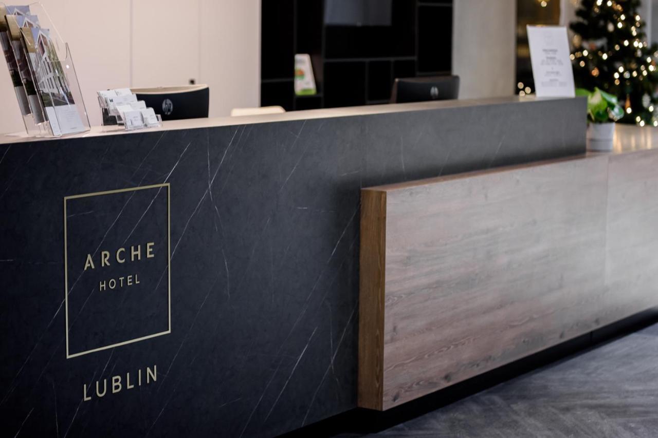 Arche Hotel Люблин Екстериор снимка